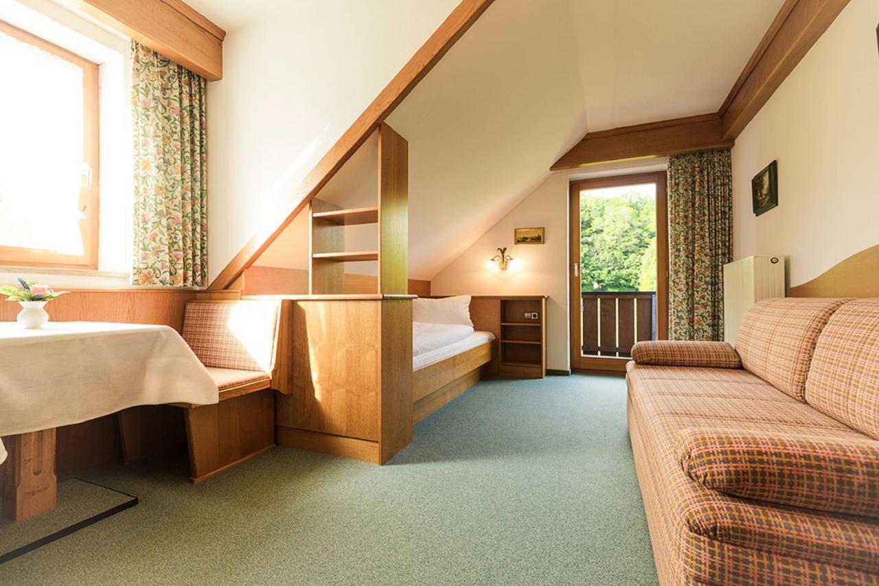 Landhotel Waldeck Fremdingen Exterior photo